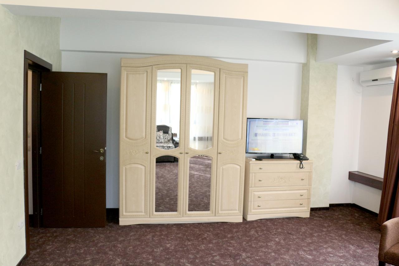 Hotel Restaurant Imperial シギショアラ エクステリア 写真
