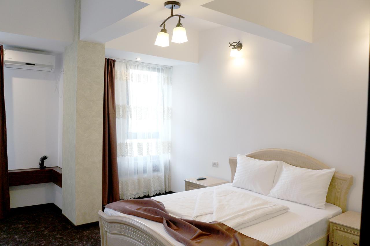 Hotel Restaurant Imperial シギショアラ エクステリア 写真
